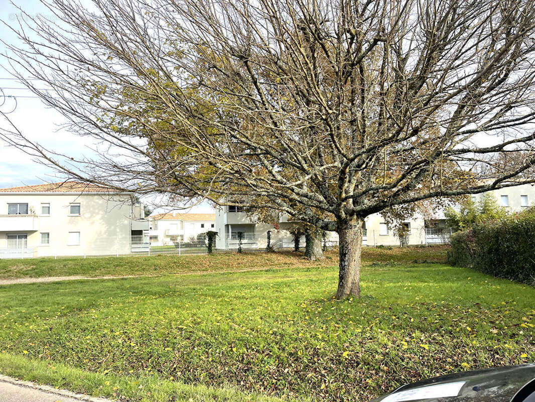 Appartement à FARGUES-SAINT-HILAIRE