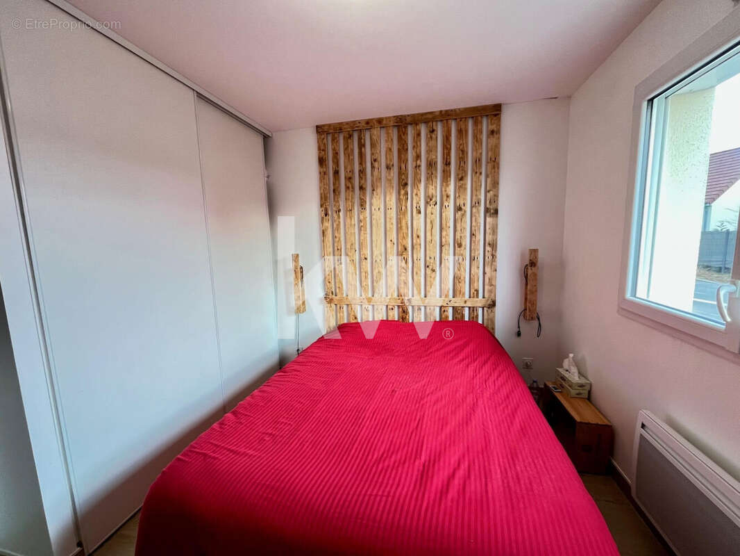 Maison 100 m² à Checy  - photo 7