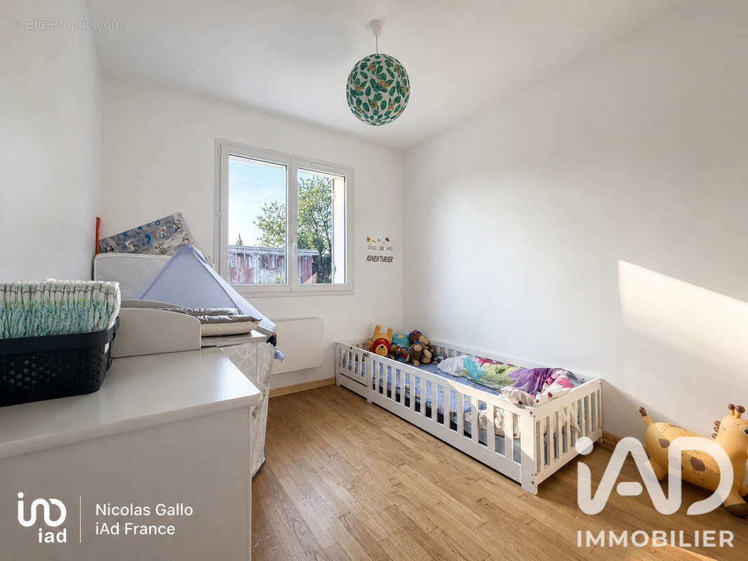 Maison 87 m² à Espiet  - photo 6
