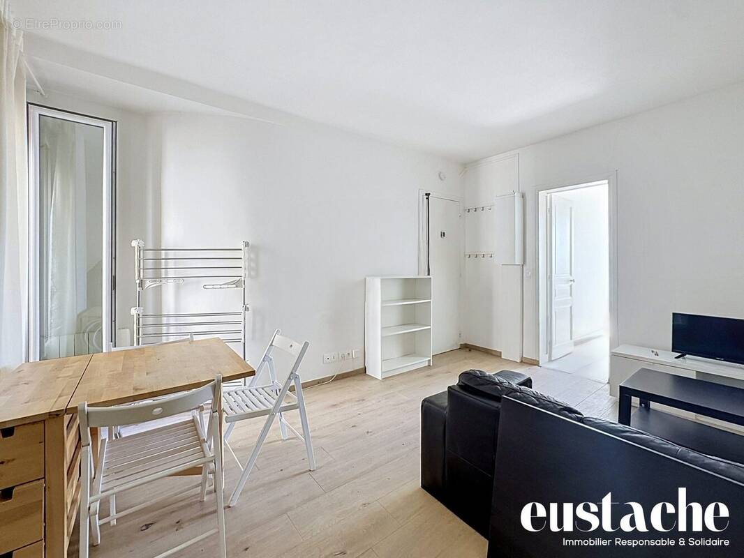 Appartement à PARIS-20E