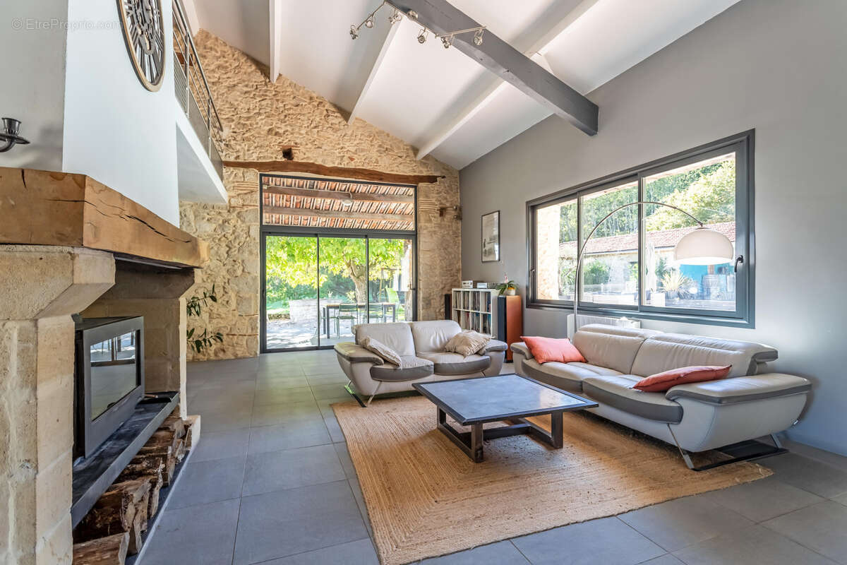 Maison à MONFLANQUIN