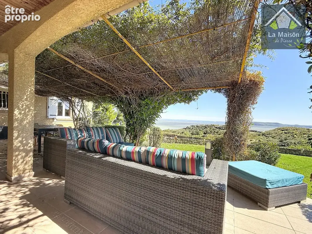 Maison 5 pièces 194 m² à vendre à Istres (13800) - photo 3