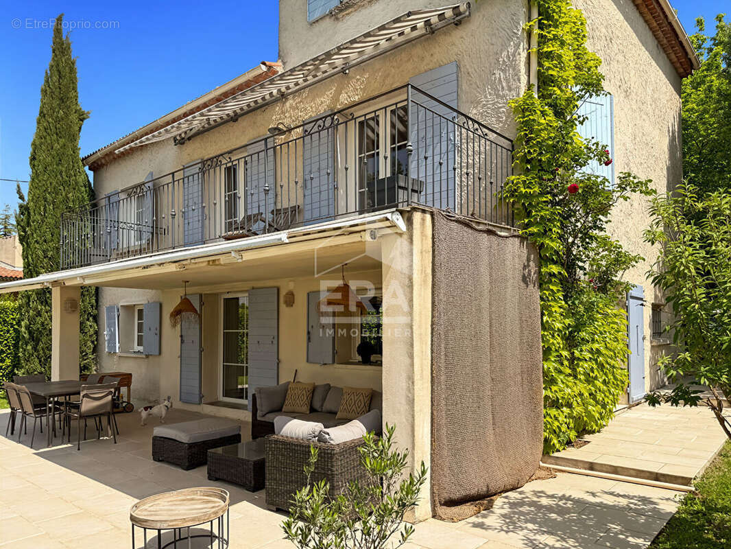 Maison à BOUC-BEL-AIR