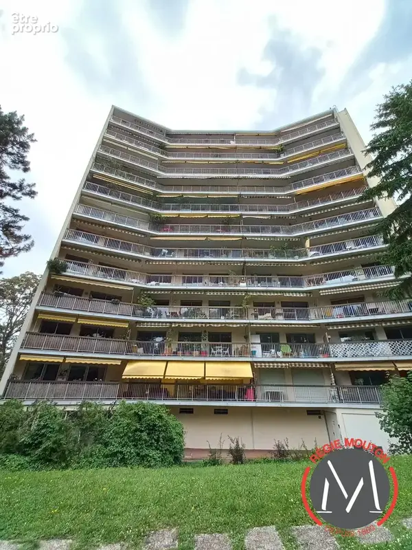 Parking à LYON-4E