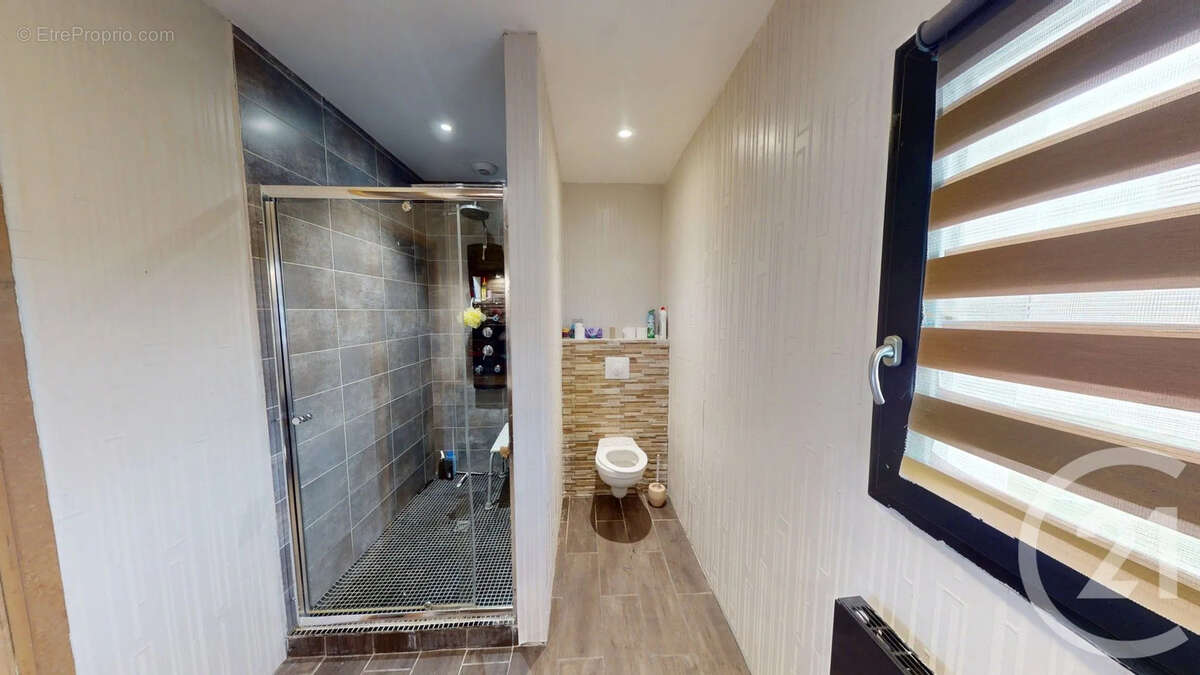 Maison à SAINT-QUENTIN