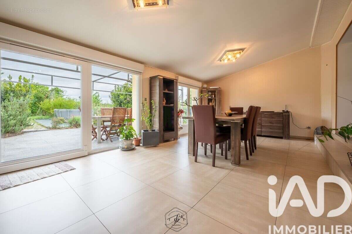 Photo 2 - Maison à GUENANGE