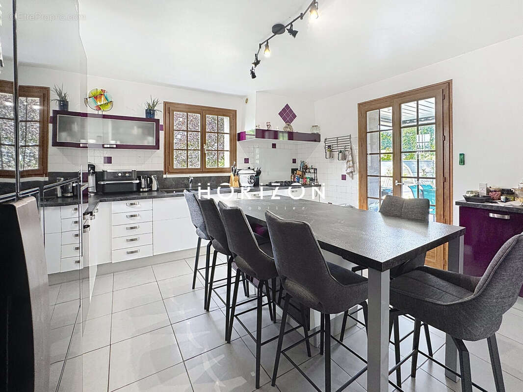 Maison à PIERRE-DE-BRESSE