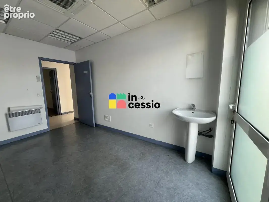 À VENDRE – Plateau de bureaux lumineux – 406 m² env. – Z - photo 17