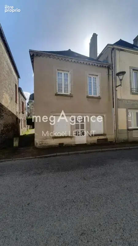 Maison à SAINT-OUEN-DES-TOITS
