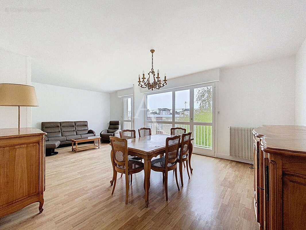 Appartement à CHAMBOURCY