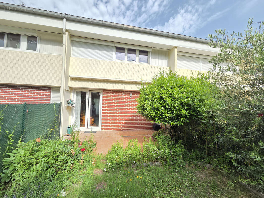 Maison à LOUVRES