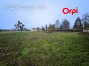 Terrain à BERNAY