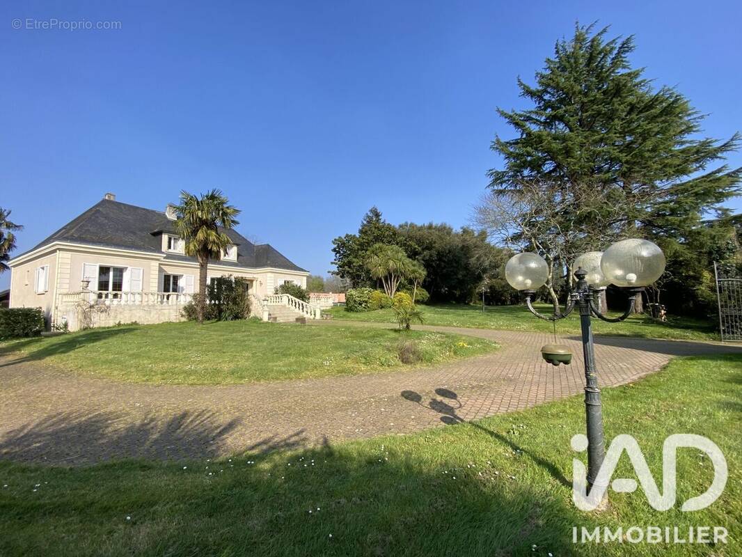 Photo 1 - Maison à CARQUEFOU