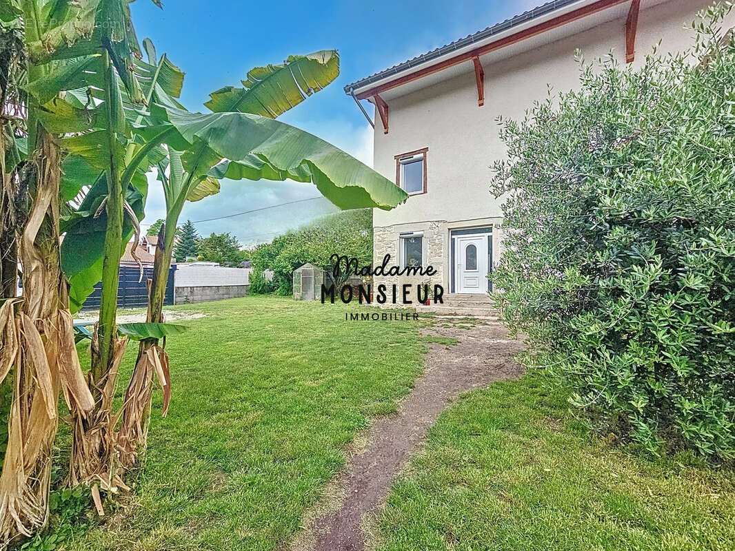 Maison à BOURGOIN-JALLIEU