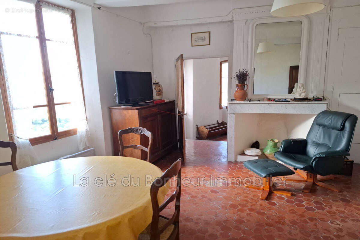 Maison à MOUSTIERS-SAINTE-MARIE