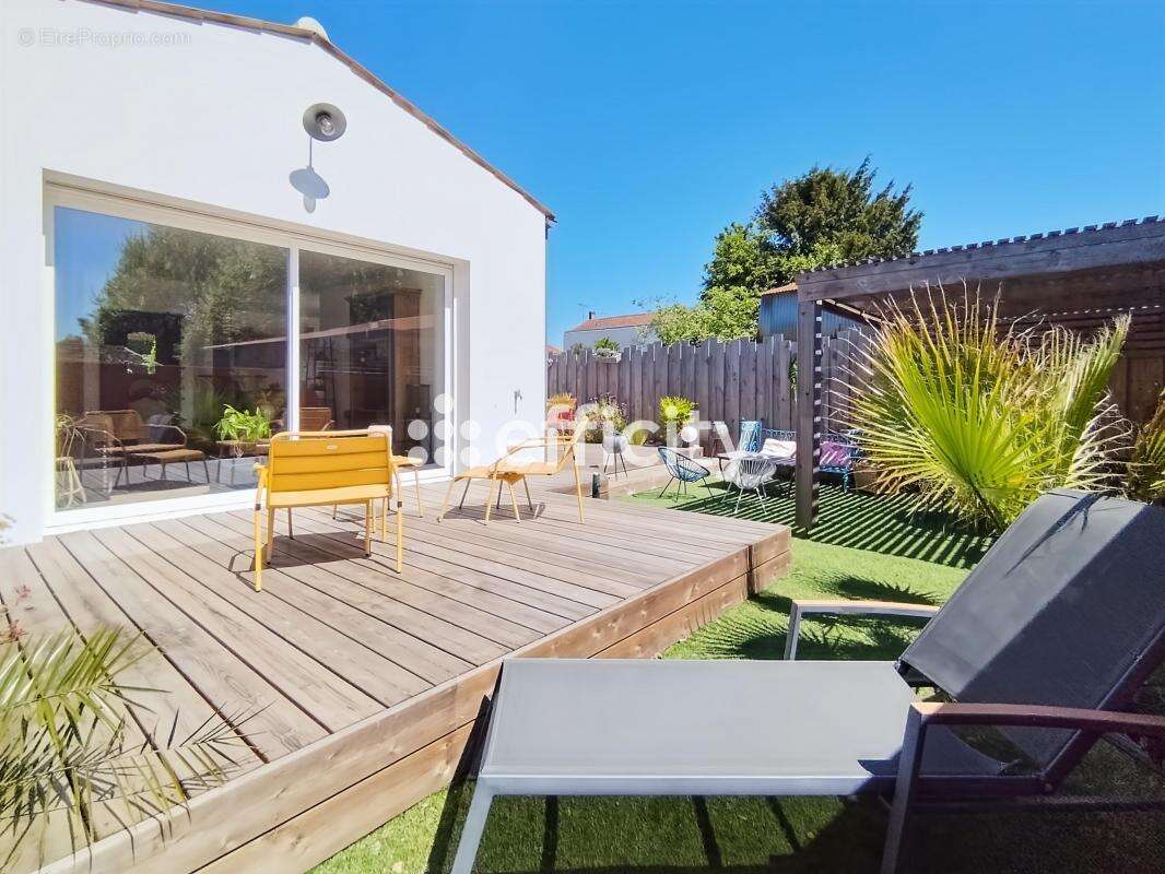 Maison à AIGREFEUILLE-D&#039;AUNIS