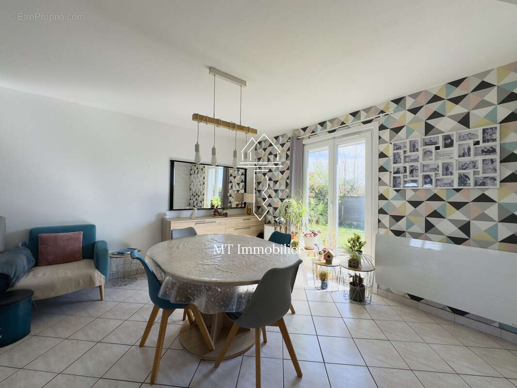 Maison à RANG-DU-FLIERS