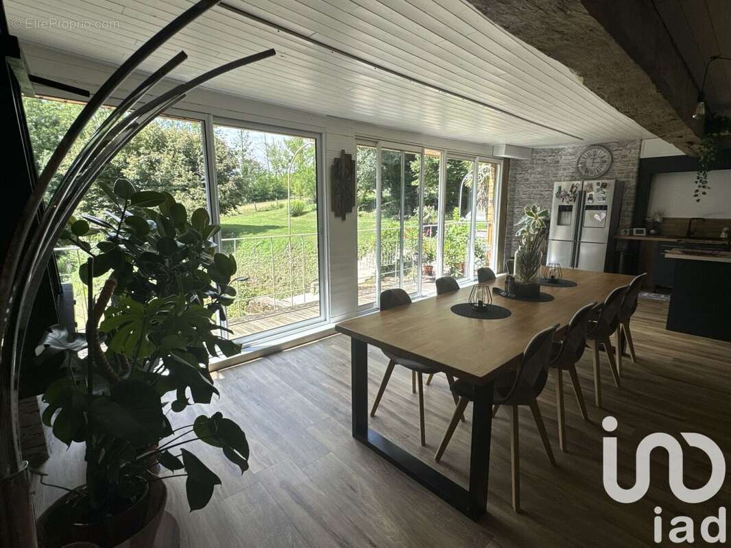 Photo 5 - Maison à LOUZE