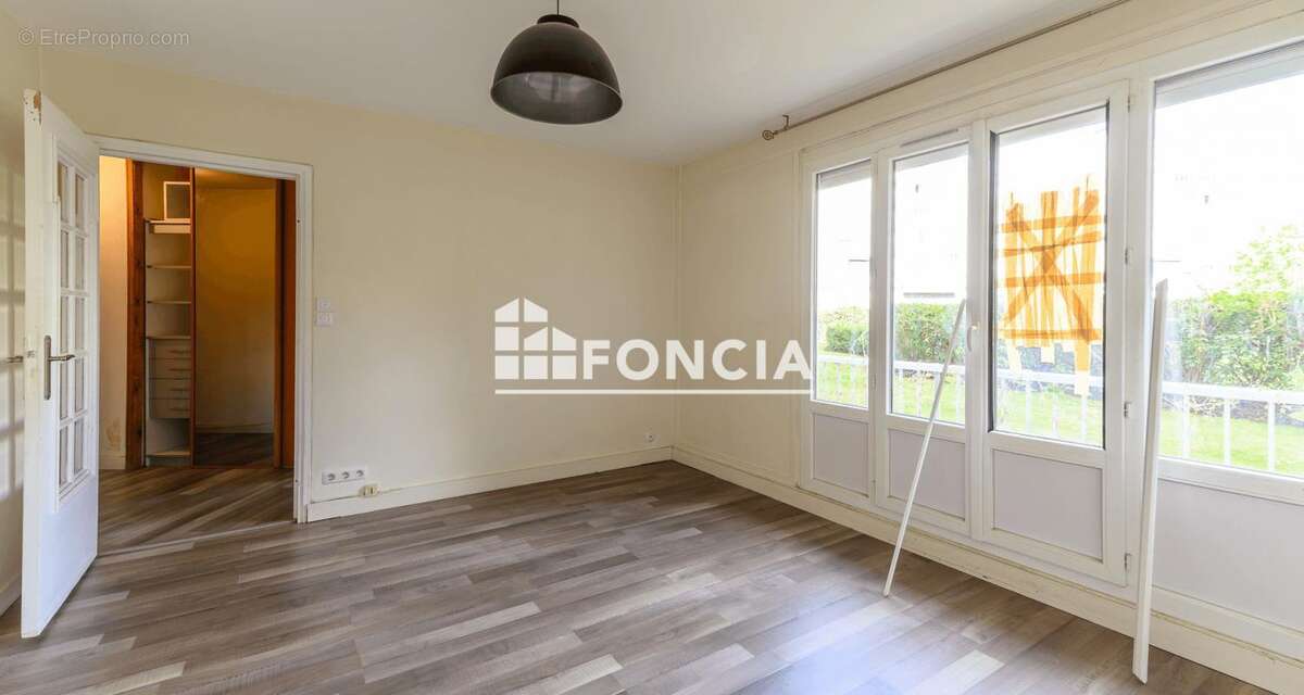 Appartement à ROSNY-SOUS-BOIS