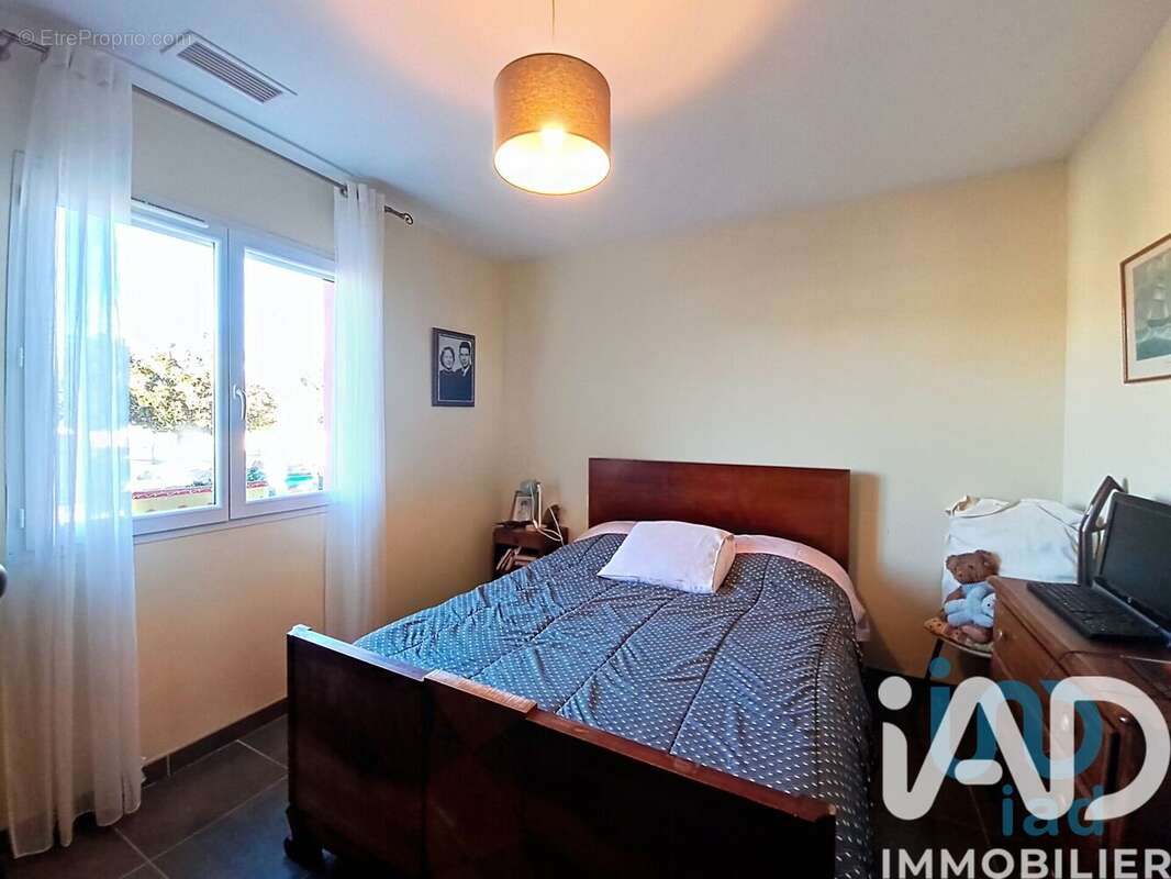 Photo 8 - Maison à VILLEMOLAQUE