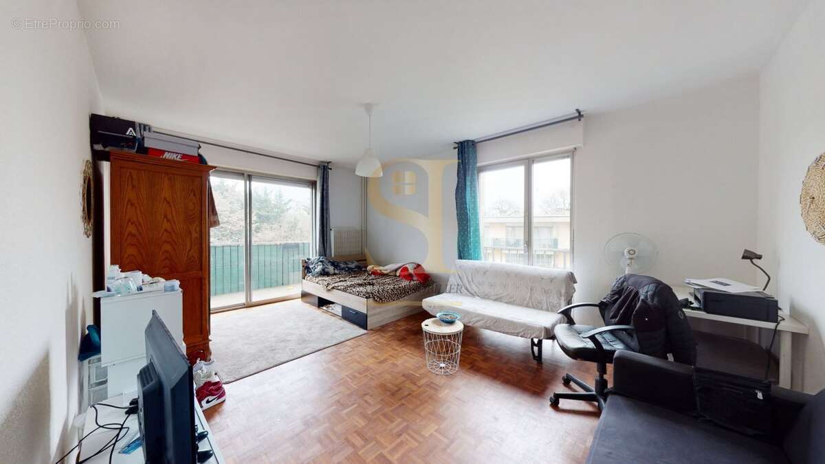 Appartement à RIS-ORANGIS