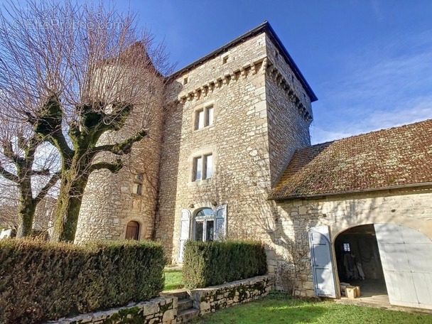 Maison à AMBEYRAC