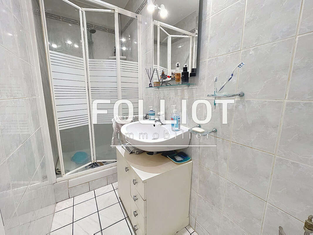 Maison à CLINCHAMPS-SUR-ORNE