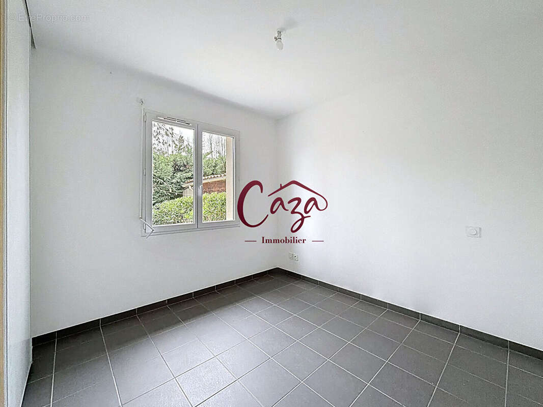 Maison à FARGUES-SAINT-HILAIRE