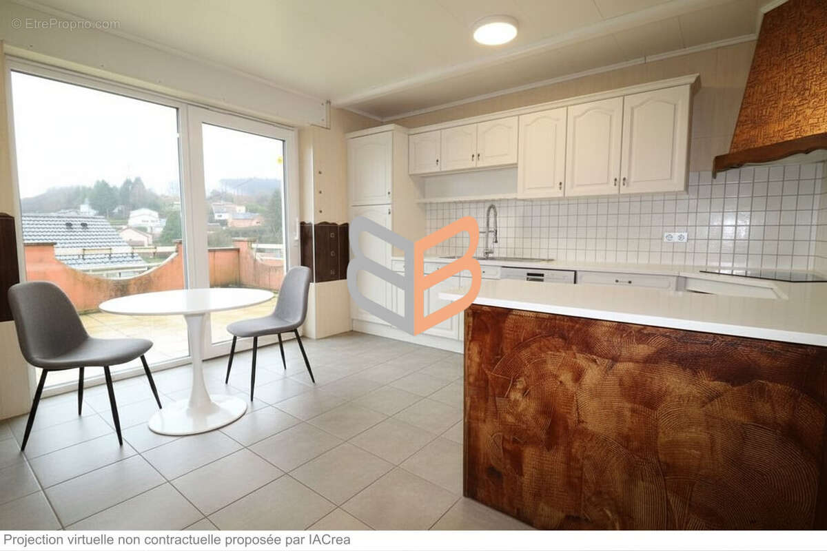 Appartement 240 m² à Thil  - photo 3