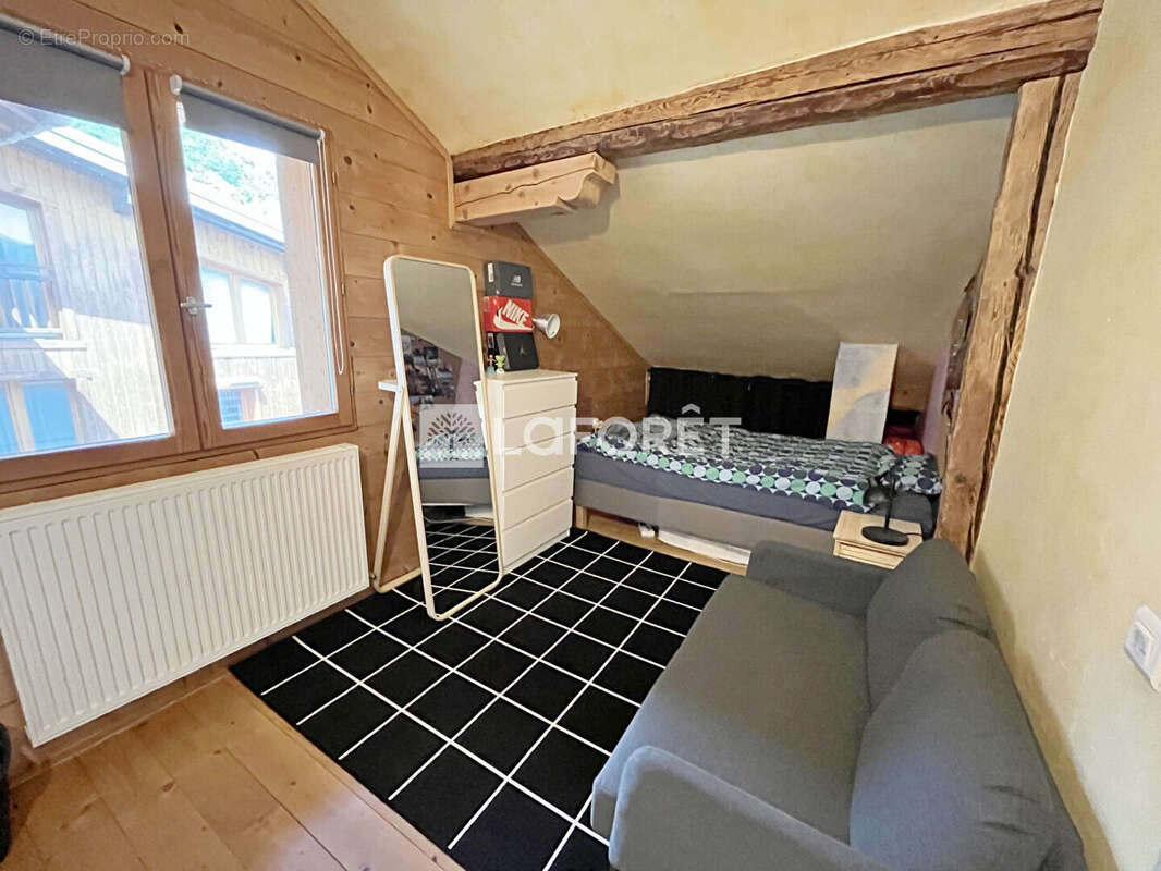 73600 Hautecour Maison T5 de115m², garage, cave, terrasse et jardinet - photo 14