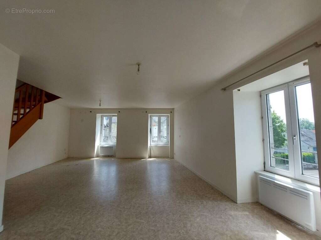 Maison à SAINT-JEAN-LE-THOMAS