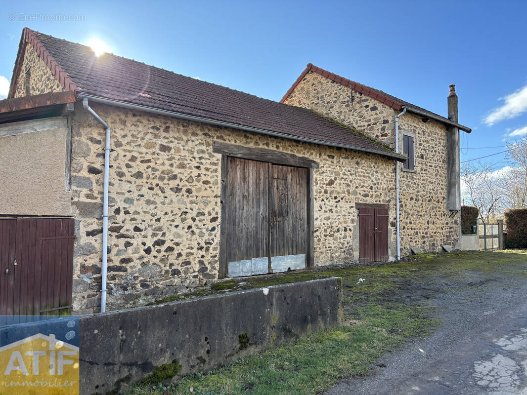 Maison à ARRONNES