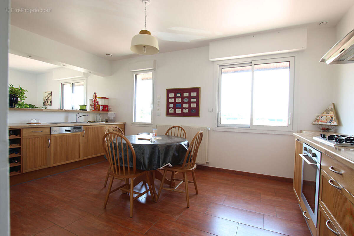 Maison à CREVIN