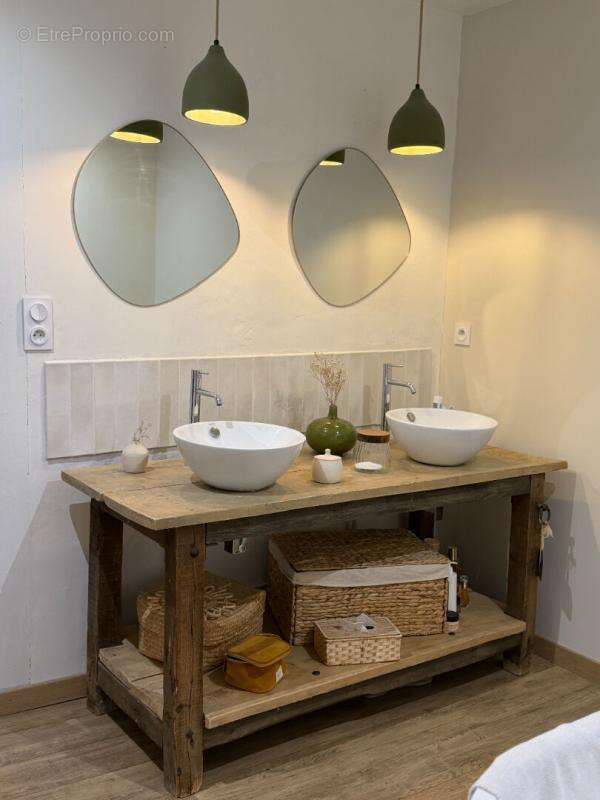 Maison à SAINTE-MAURE-DE-TOURAINE