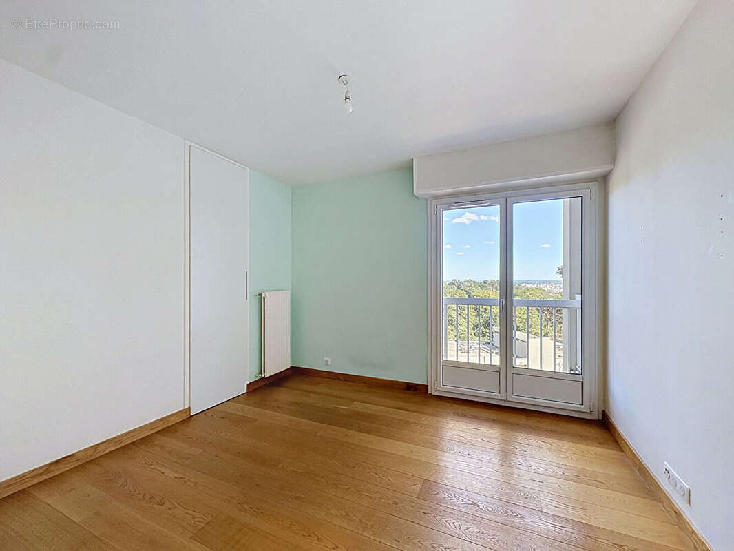 A VENDRE Appartement Caluire Et Cuire 4 pièces 95 m2 - photo 9