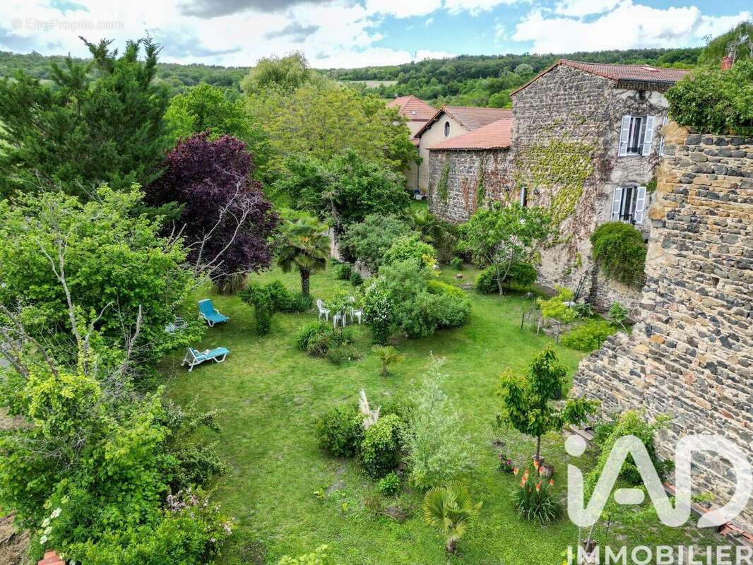 Maison 100 m² à Le Broc  - photo 7
