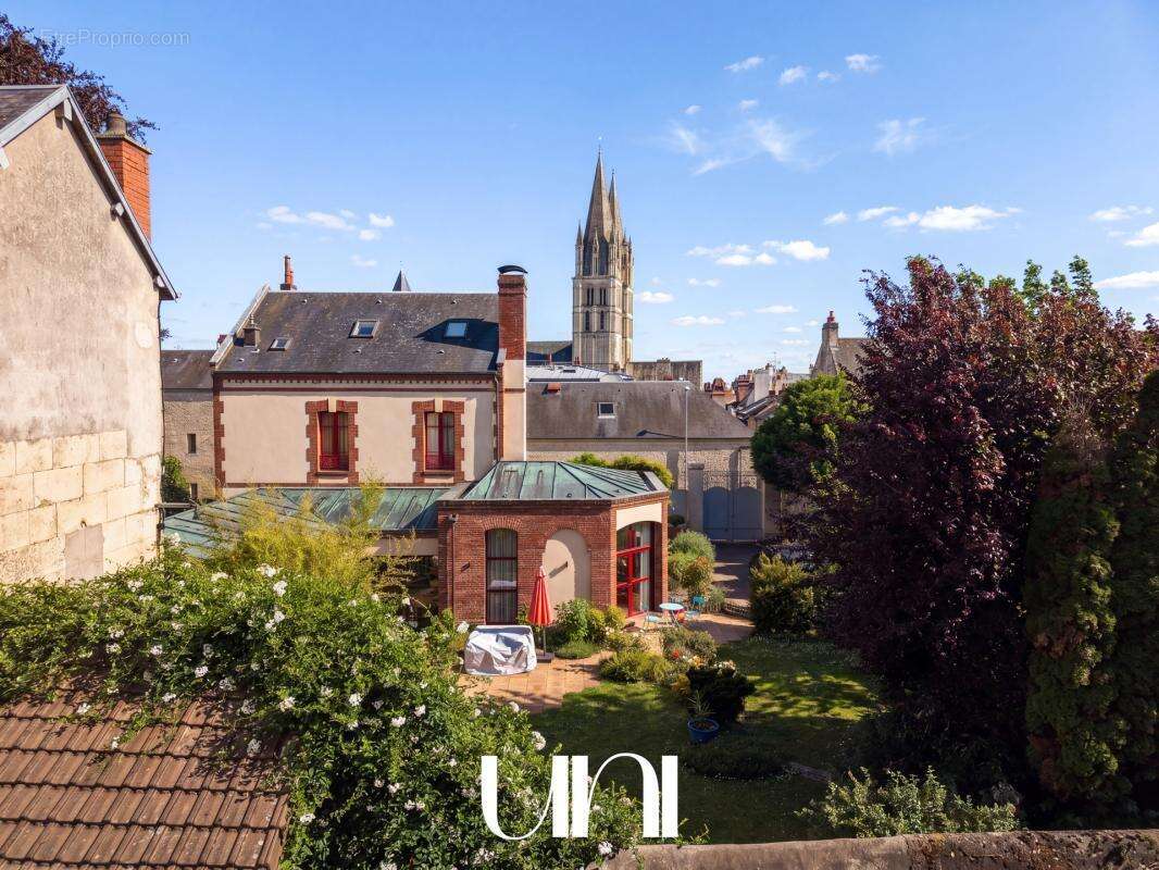 Maison 6 pièces de 350 m2  - CAEN - photo 3