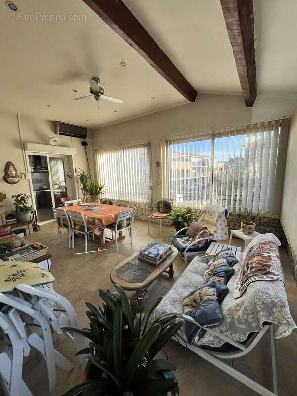 Maison à SAINT-MAXIMIN-LA-SAINTE-BAUME