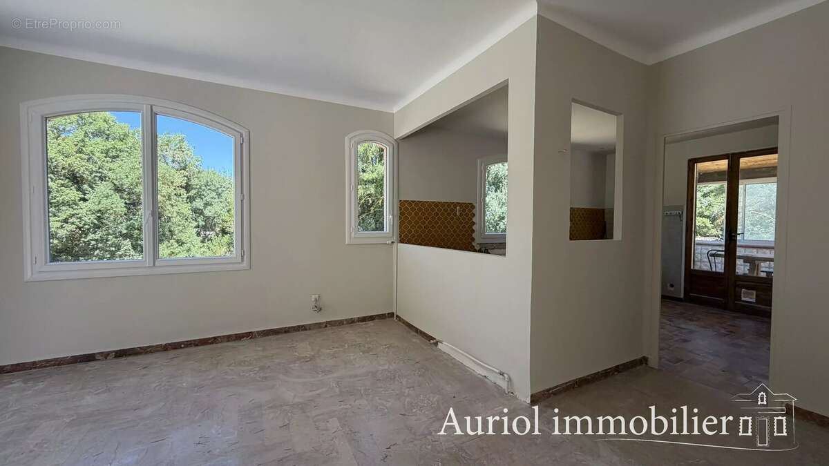 Maison à AURIOL