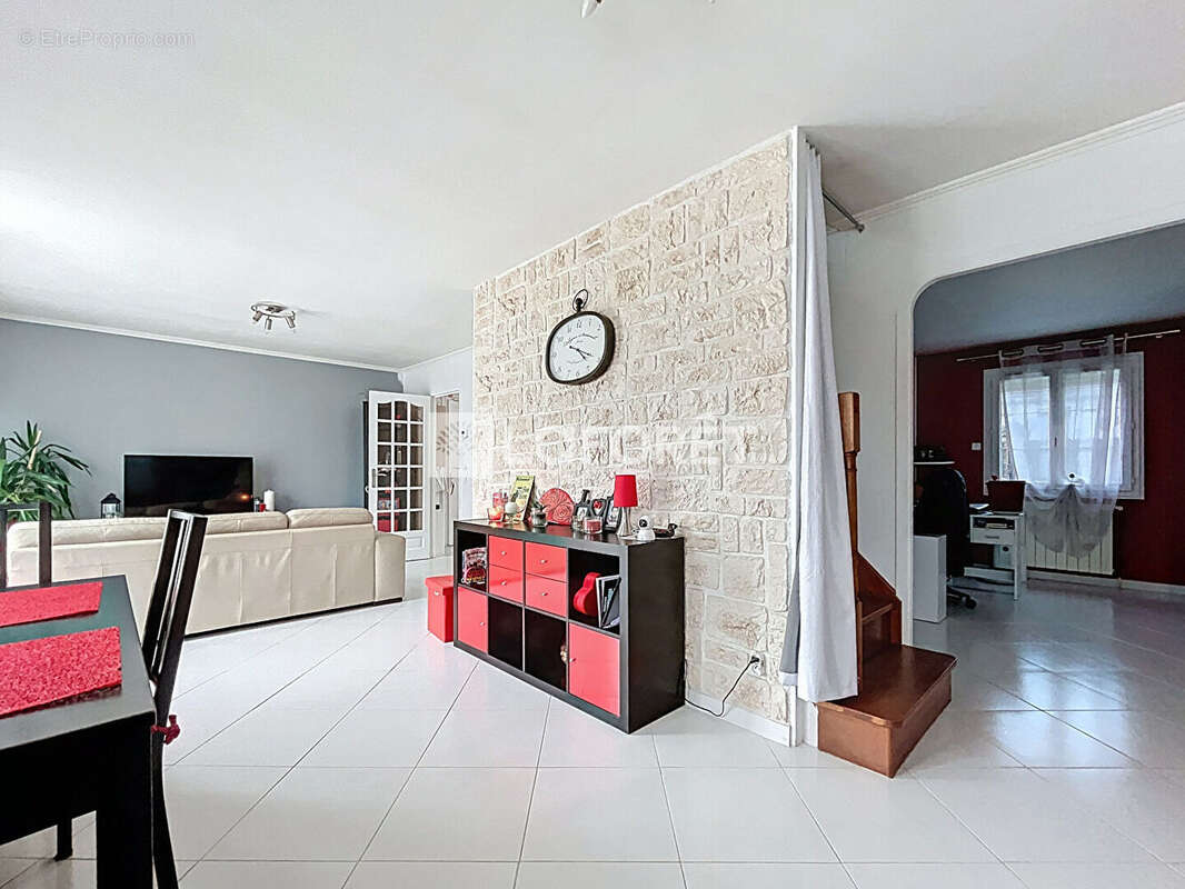 Maison à MAREIL-EN-FRANCE