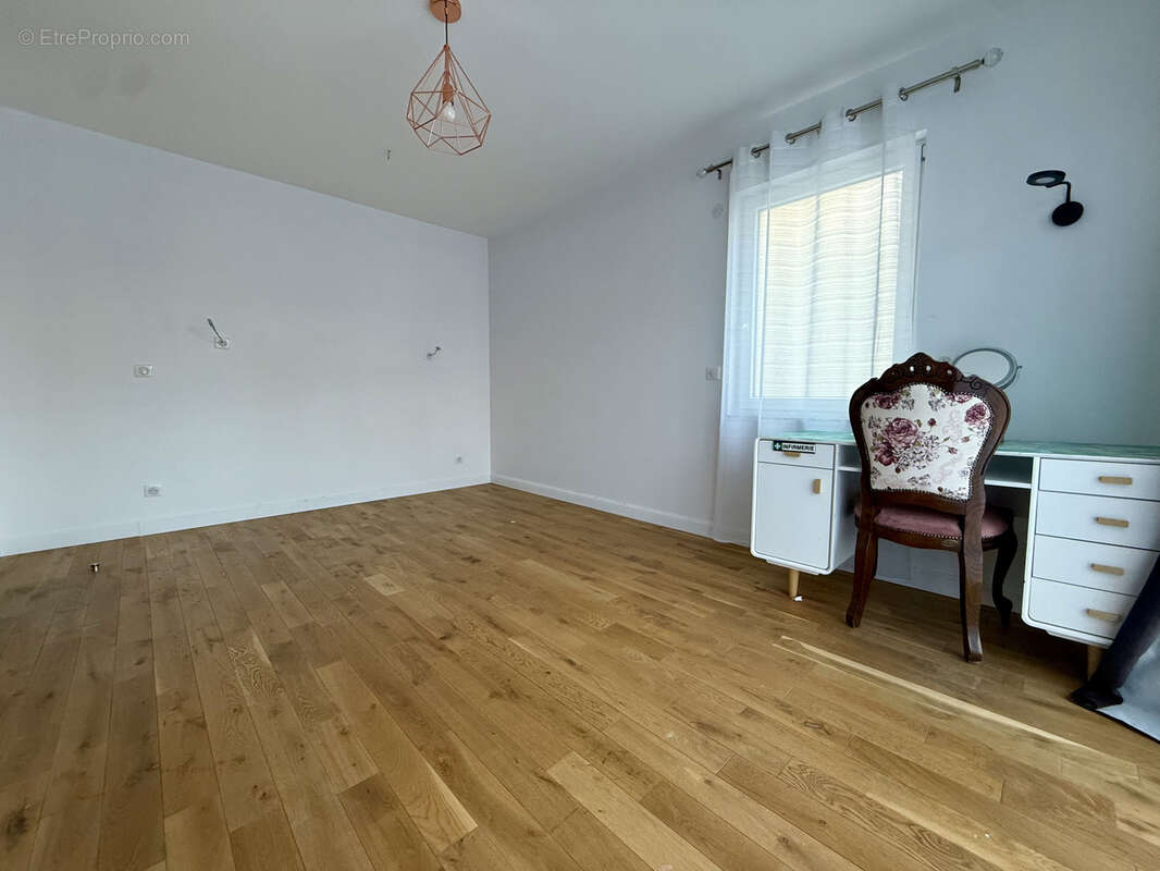 Maison à LE BLANC-MESNIL