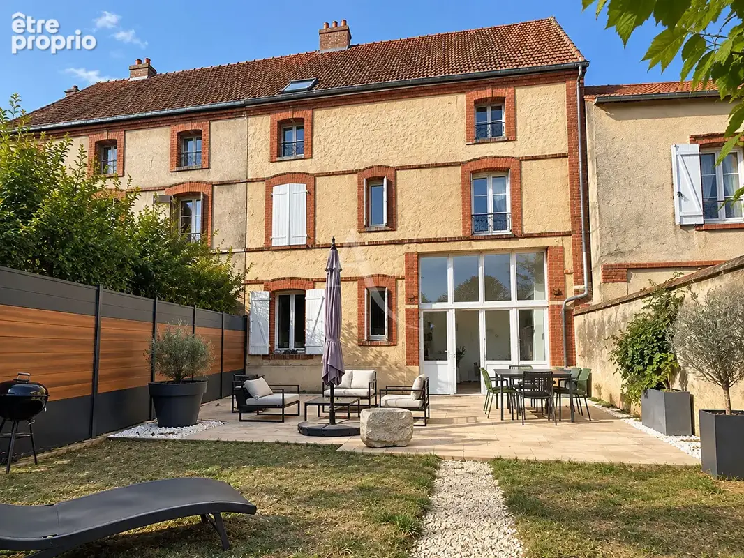 Maison lumineuse de 180m2 - photo 1