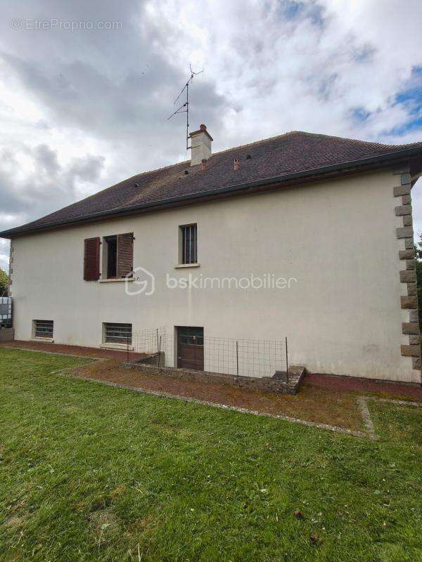 Maison sur sous sol complet - Marcillé-la-ville - photo 10
