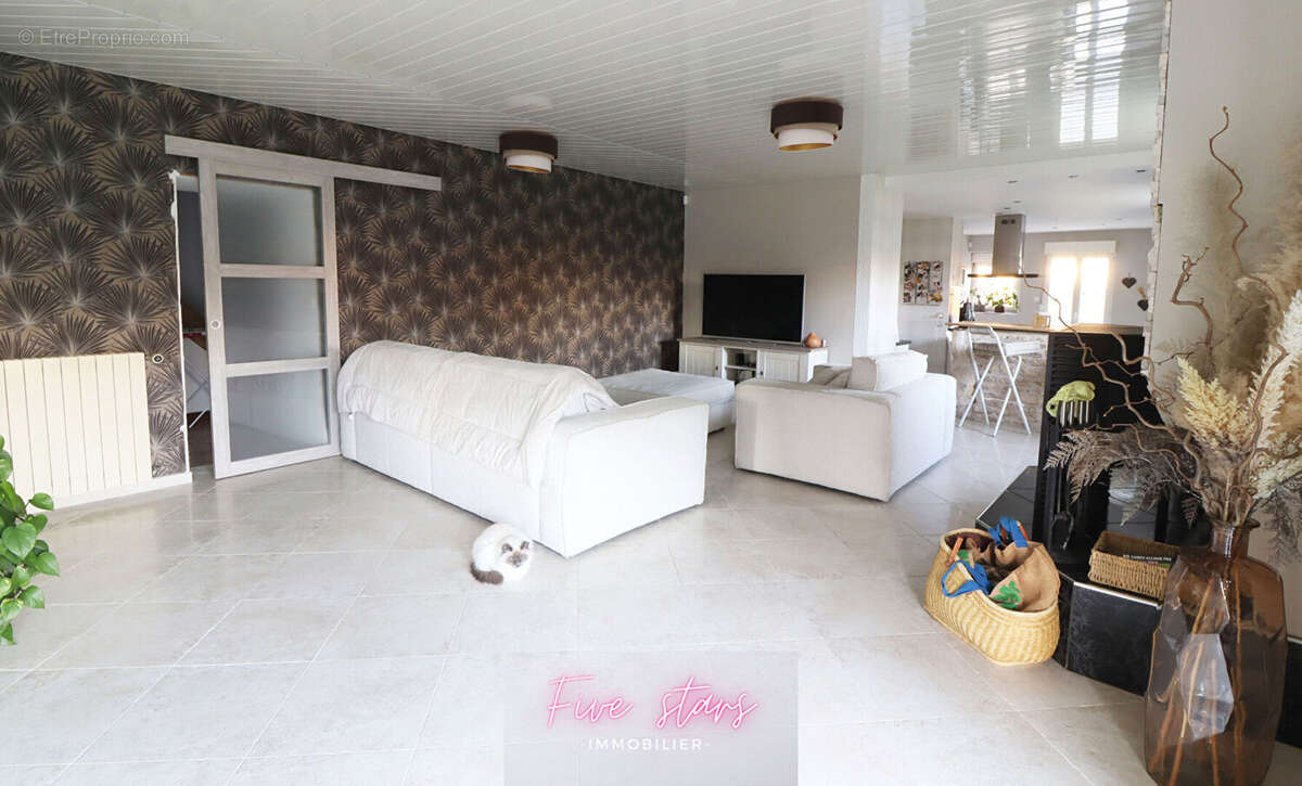 Maison à TILLY-SUR-MEUSE