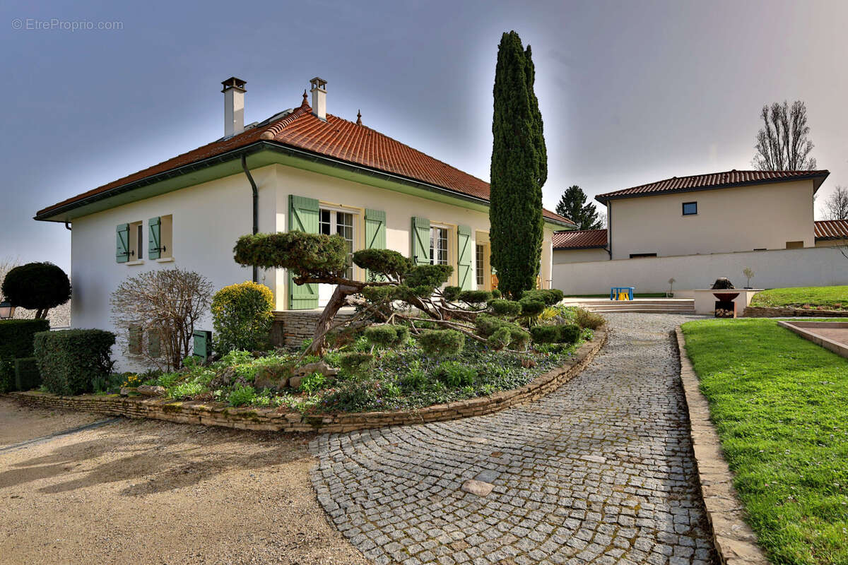 Maison à SAINT-JUST-CHALEYSSIN
