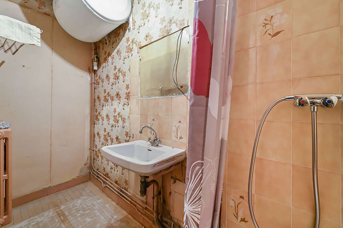 Appartement à ISSY-LES-MOULINEAUX