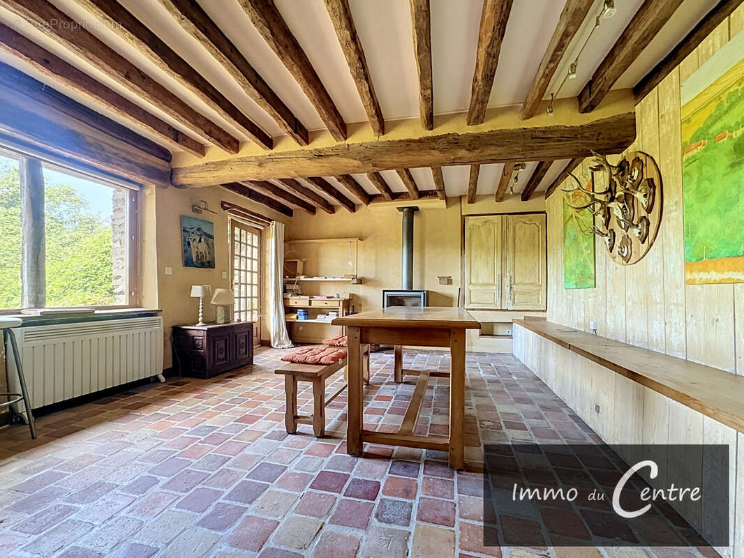 Maison à MONTMIRAIL