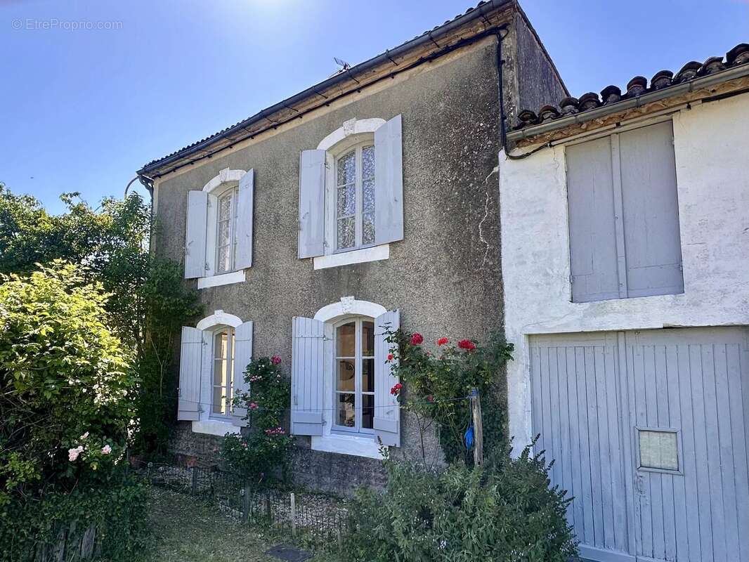 Maison à SOUMENSAC