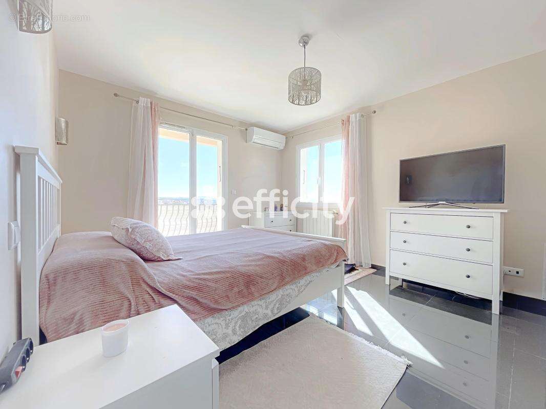 Maison à MARSEILLE-15E