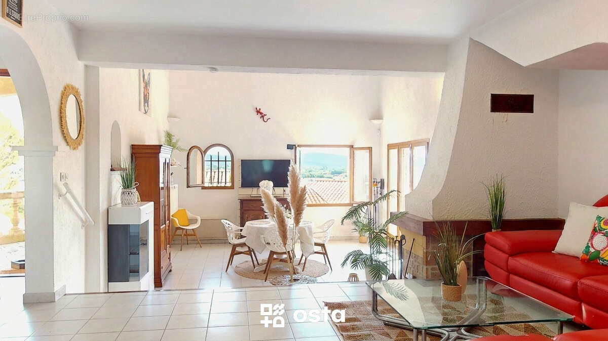 Maison à HYERES